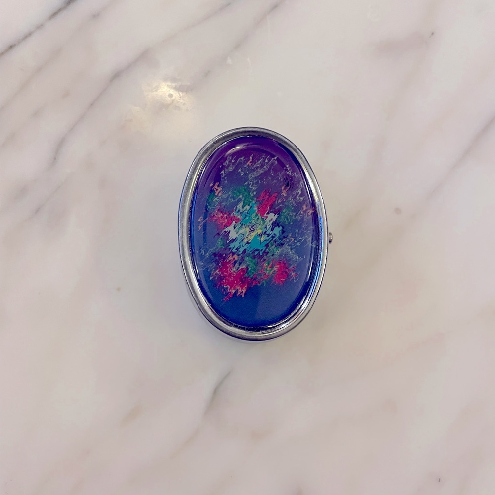 PILLBOX - 2 COMPARTMENTS & LIGHT